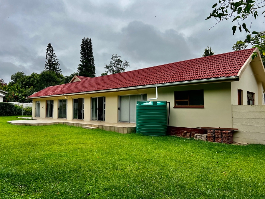 5 Bedroom Property for Sale in Heatherlands Western Cape